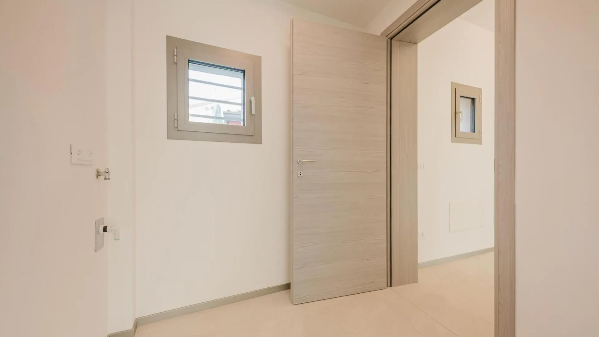 Dauli Suite - Tra Venezia E Padova & Parcheggio Dolo 0*,